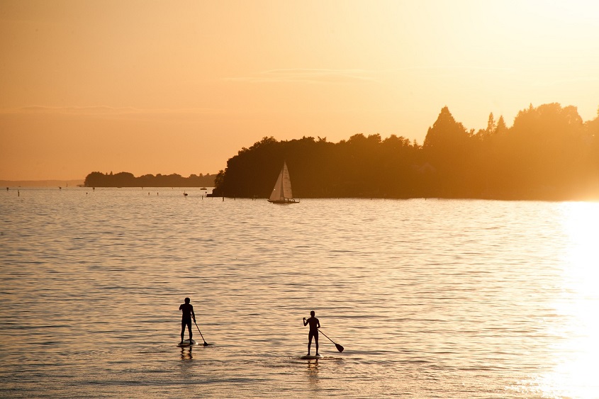 Trendsportart Nr. 1 Stand Up Paddling Trendsportart Nr. 1 Stand Up Paddling